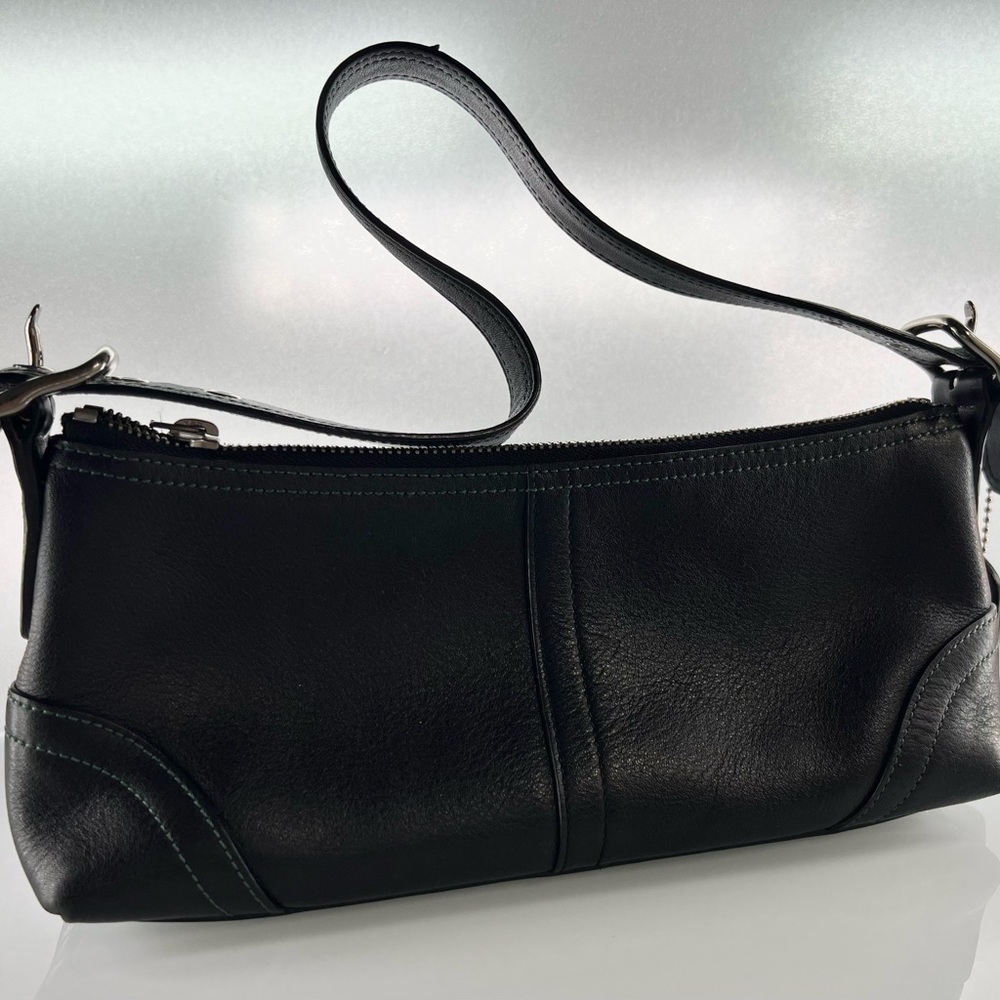 Vintage Coach 7461 Demi Baguette black leather shoulder bag with Serial No.